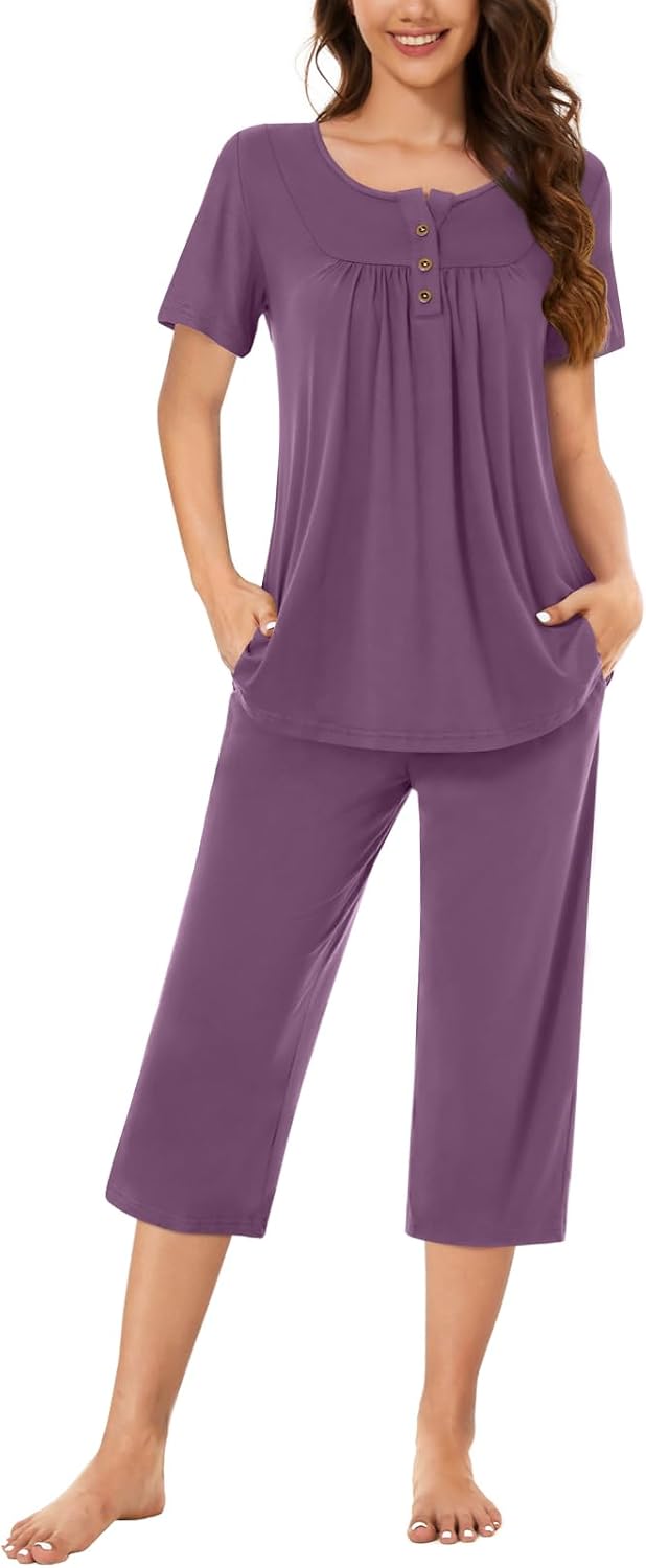 Women’s Henley Capri Pajama Set