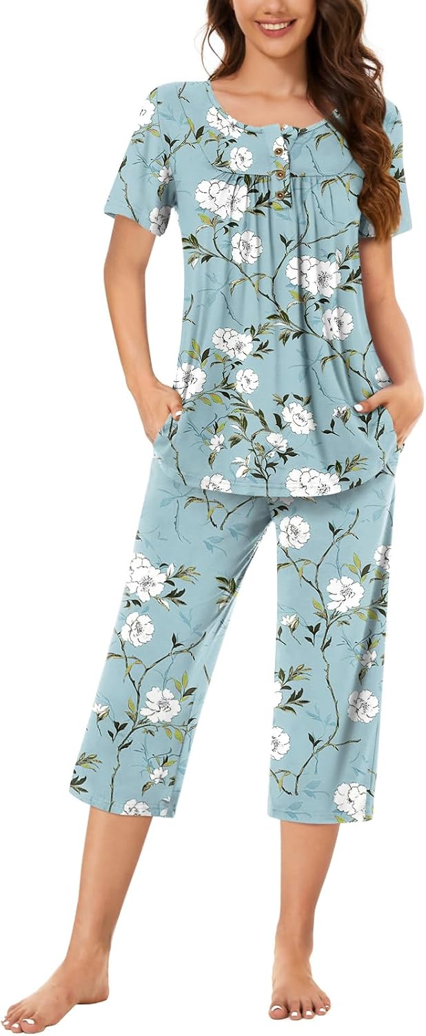 Women’s Henley Capri Pajama Set