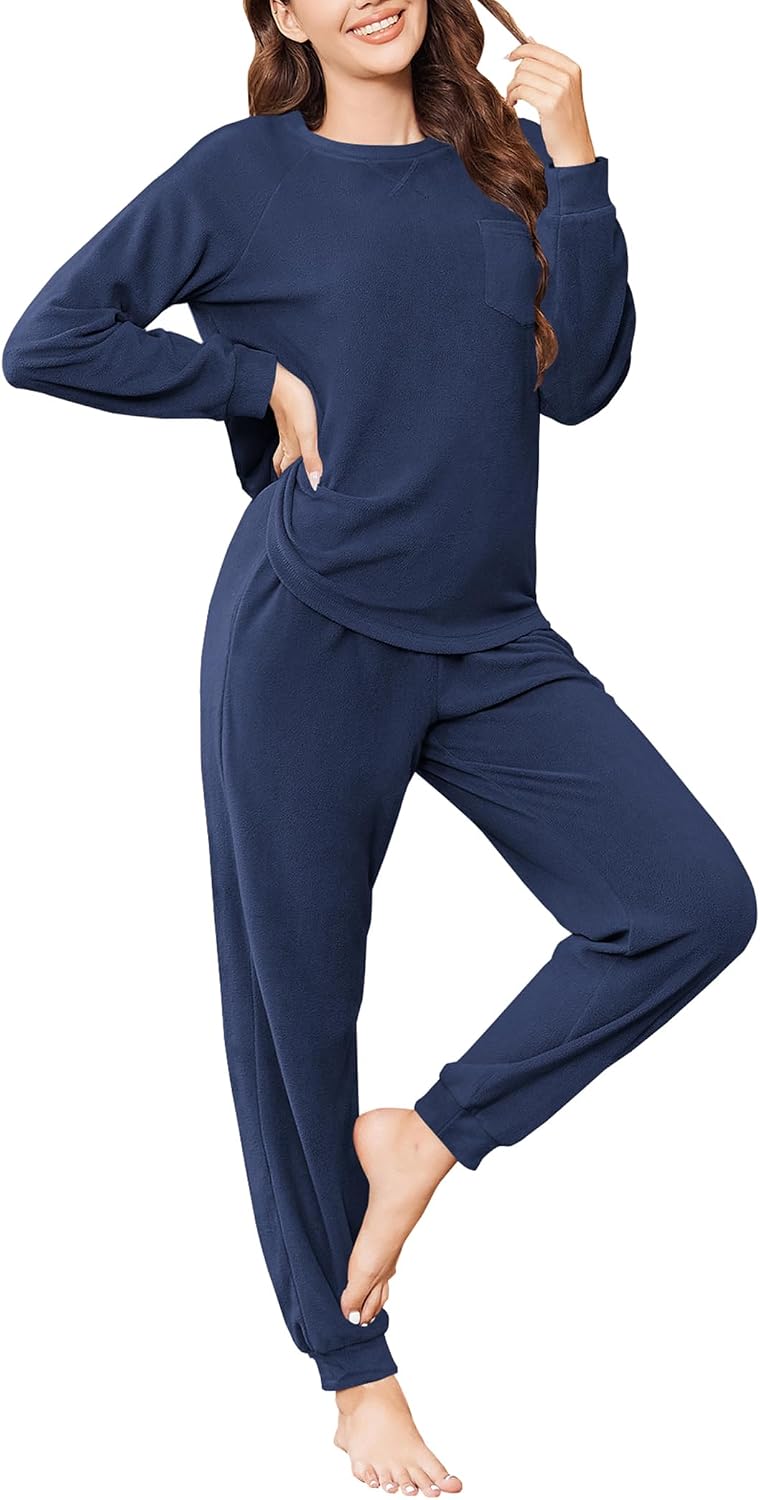 Women’s Fleece Jogger Pajama Set