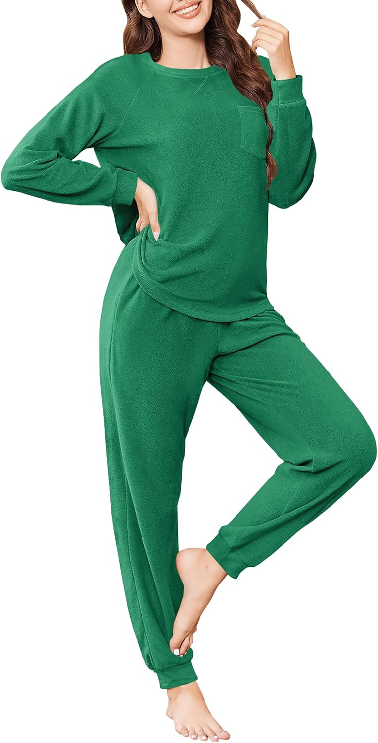 Women’s Fleece Jogger Pajama Set