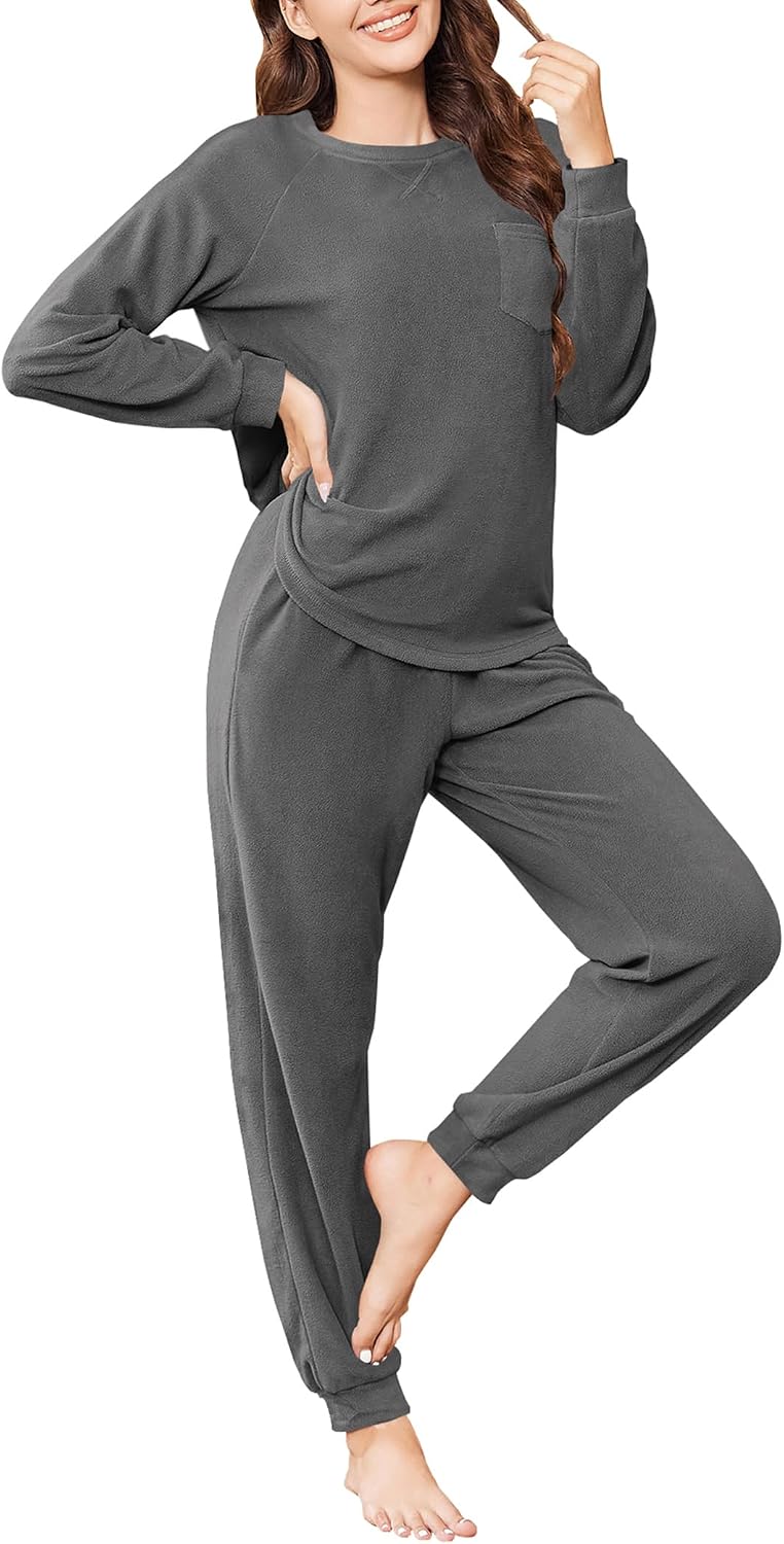 Women’s Fleece Jogger Pajama Set