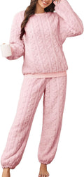Women’s Soft Fleece Pajama Set