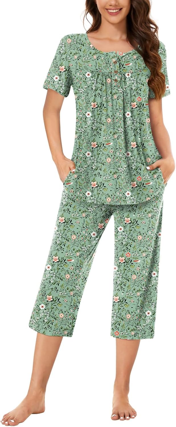 Women’s Henley Capri Pajama Set